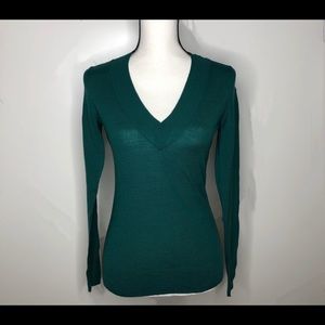 The Limited V Neck lightweight sweater Size M